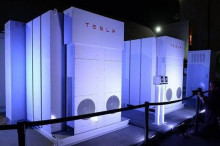 特斯拉计划下月推出新款太阳能面板