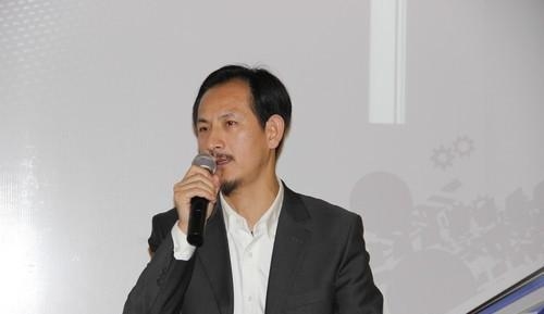 深圳市百分之百数码科技有限公司董事长徐国祥。 