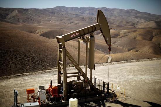 2013年4月美国加州的一处页岩油装置。