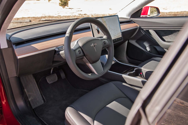 Tesla-Model-3-interior