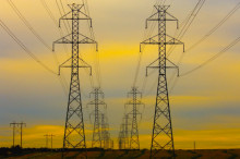 国务院办公厅印发《国家大面积停电事件应急预案》凸显智能电网发展的重要性