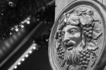 比特币白皮书不会是刻意选在万圣节发布的吧?