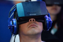 终于明白:高价虚拟现实头盔短期内难以流行