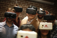 据说,押宝VR的罗森博格濒临倒闭