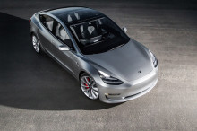 特斯拉 Model 3 开始试量产