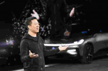 特斯拉之鉴:贾跃亭最后的汽车梦能实现吗?